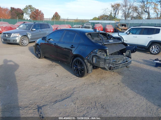 Toyota Corolla Se Nightshade Edition 2021 5YFS4MCE4MP097002 Image 3