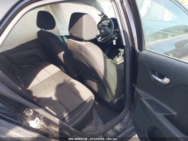 3KPA25AB7KE199585 KIA Rio 5-door S