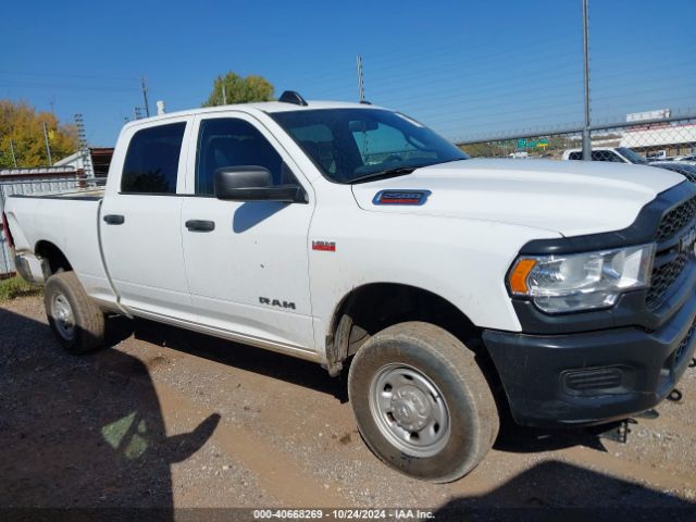 3C6UR5CJ5NG202173 RAM 2500 Tradesman  4x4 6'4 Box
