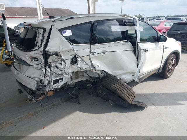 Ford Escape Titanium 2015 1FMCU9J93FUB68943 Image 4