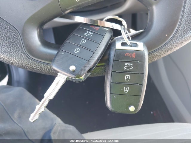 KIA FORTE LX 2016 KNAFX4A64G5513164 Image 11
