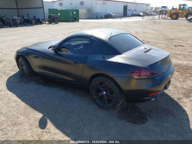 2014 BMW Z4 WBALM7C56EE385752 Photo 2