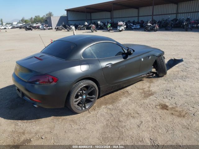 2014 BMW Z4 WBALM7C56EE385752 Photo 3