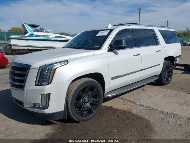 2016 CADILLAC ESCALADE ESV 1GYS4HKJ8GR168941 Photo 1