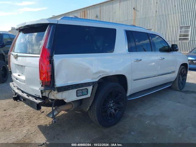 2016 CADILLAC ESCALADE ESV 1GYS4HKJ8GR168941 Photo 3