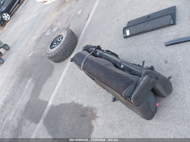 1C4GJXAG3JW242330 Jeep Wrangler Sport S 4x4