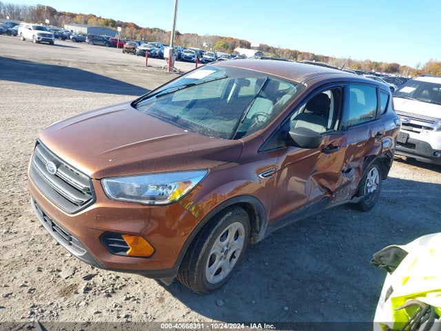 Ford ESCAPE S 2017 1FMCU0F79HUD40060 Image 2