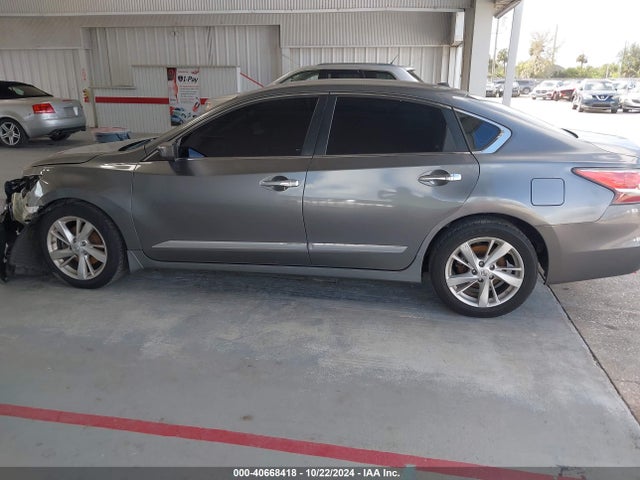 Nissan Altima 2.5 Sv 2015 1N4AL3AP8FC139556 Image 14