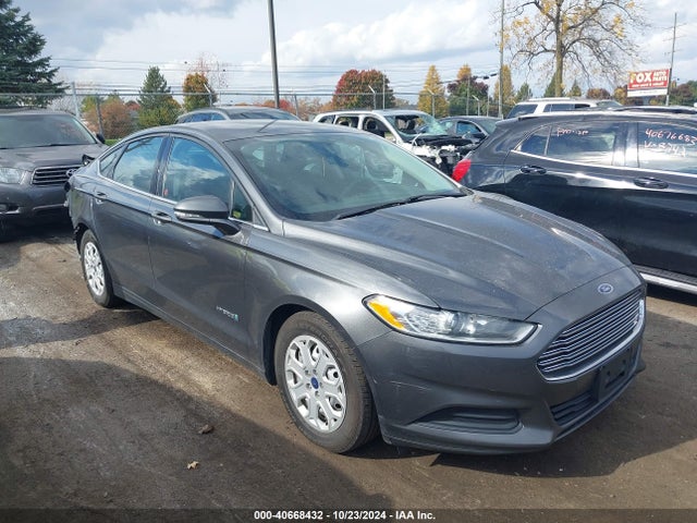 2015 3FA6P0LUXFR271375 main image