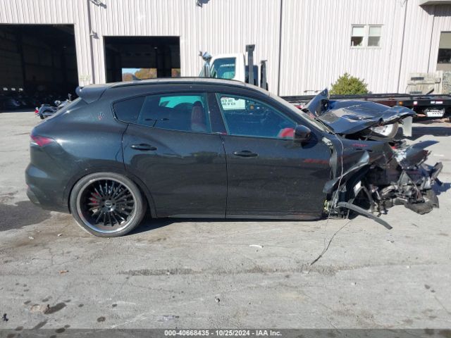 ZN661ZUT1NX378955 Maserati Levante Trofeo