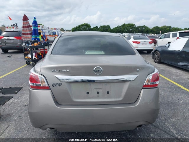 Nissan Altima 2.5 S 2015 1N4AL3AP8FN363320 Image 15