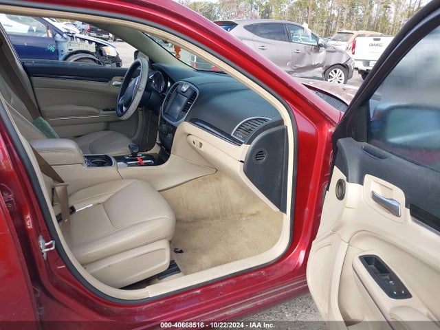 Chrysler 300 2014 2C3CCAAG7EH132668 Image 5