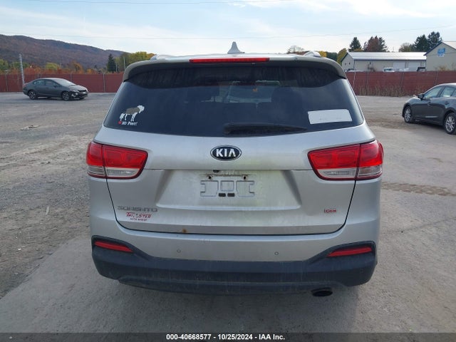 KIA Sorento 2.4l Lx 2018 5XYPGDA37JG415516 Image 17