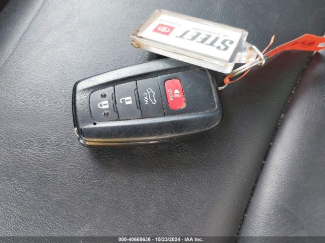 2T3A1RFV8MW151579 Toyota Rav4 Xle Premium