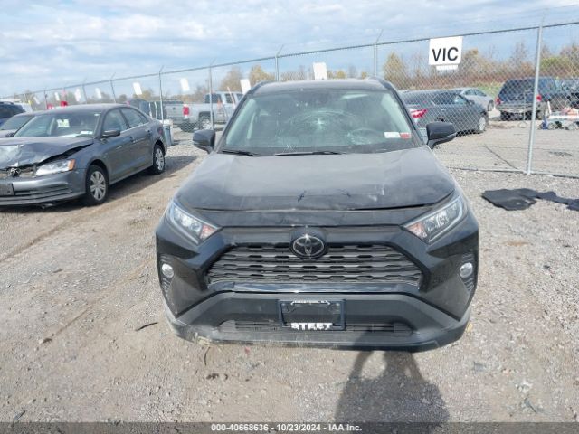 2T3A1RFV8MW151579 Toyota Rav4 Xle Premium