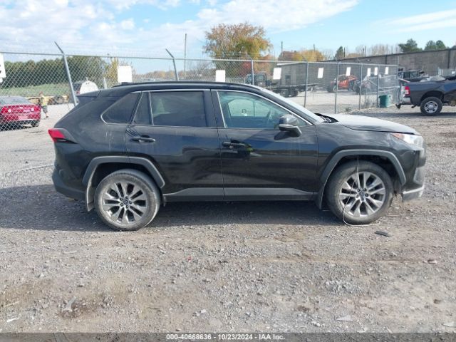 2T3A1RFV8MW151579 Toyota Rav4 Xle Premium