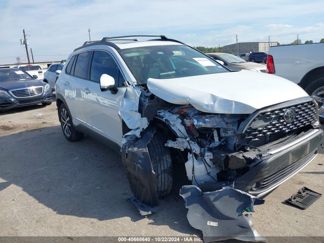 Toyota Corolla Cross Xle 2022 7MUDAAAG0NV005922 Image 12