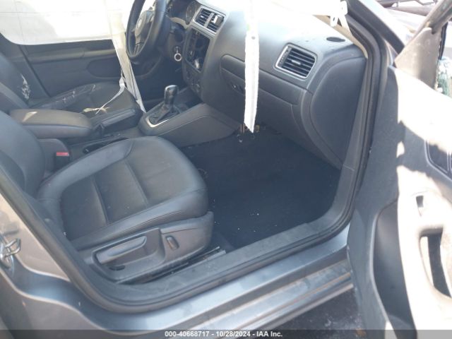 3VWD17AJ3EM227571 Volkswagen Jetta 1.8t Se