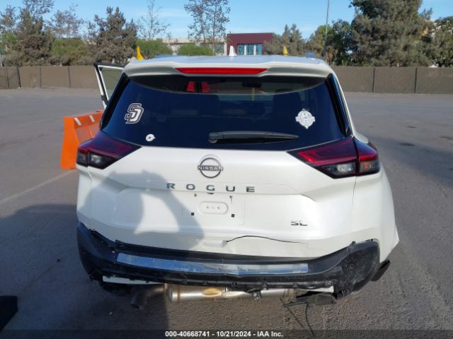 5N1BT3CA1PC756690 Nissan Rogue Sl Fwd