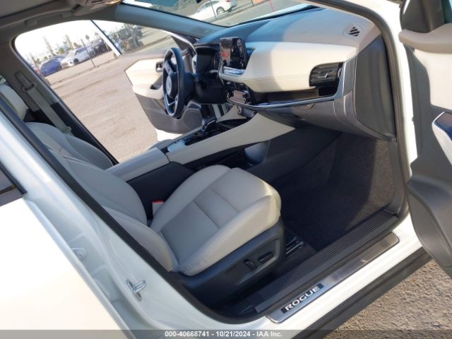 5N1BT3CA1PC756690 Nissan Rogue Sl Fwd