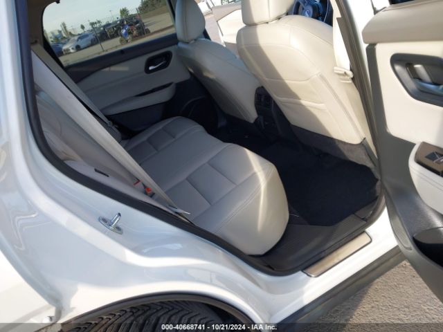 5N1BT3CA1PC756690 Nissan Rogue Sl Fwd