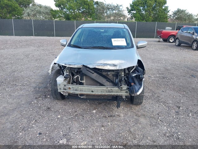 Nissan Versa 1.6 Sv 2019 3N1CN7AP1KL863319 Image 12