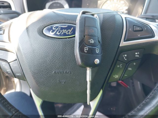 1FA6P0HD2E5393139 Ford FUSION SE
