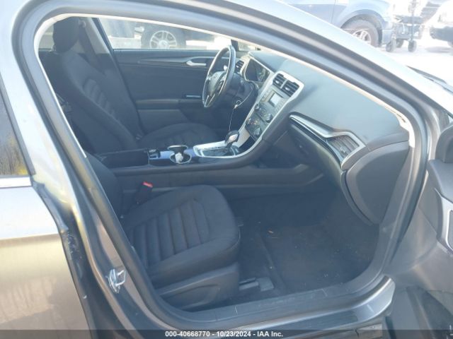 1FA6P0HD2E5393139 Ford FUSION SE