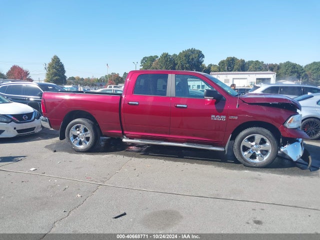 1C6RR7TT3HS636897 RAM 1500 Big Horn  4x4 6'4 Box