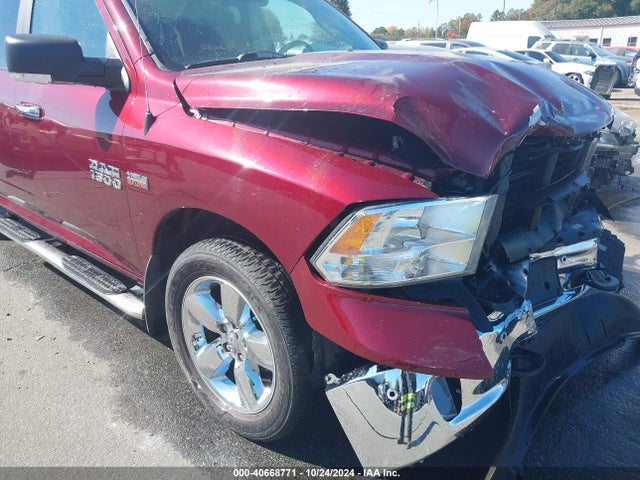 1C6RR7TT3HS636897 RAM 1500 Big Horn  4x4 6'4 Box