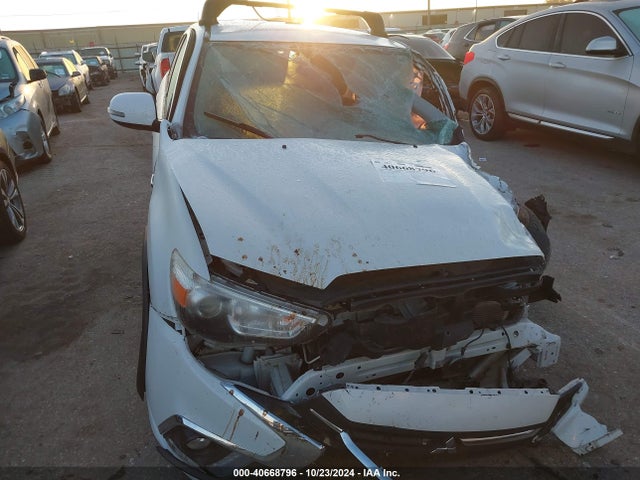 JA4AR3AU6KU013662 Mitsubishi Outlander Sport 2.0 Es