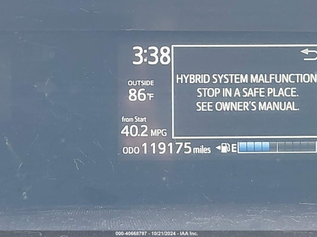 Toyota Prius C Two 2018 JTDKDTB32J1607874 Image 15