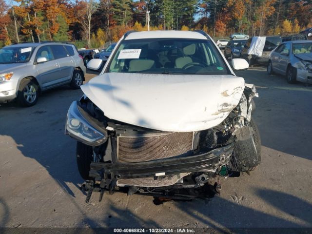 KM8SMDHF6HU226881 Hyundai Santa Fe Se
