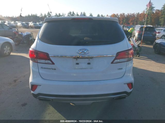 KM8SMDHF6HU226881 Hyundai Santa Fe Se