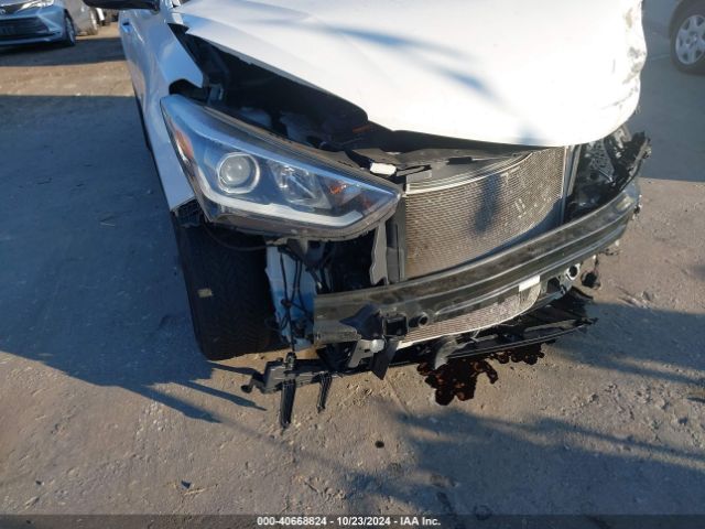 KM8SMDHF6HU226881 Hyundai Santa Fe Se