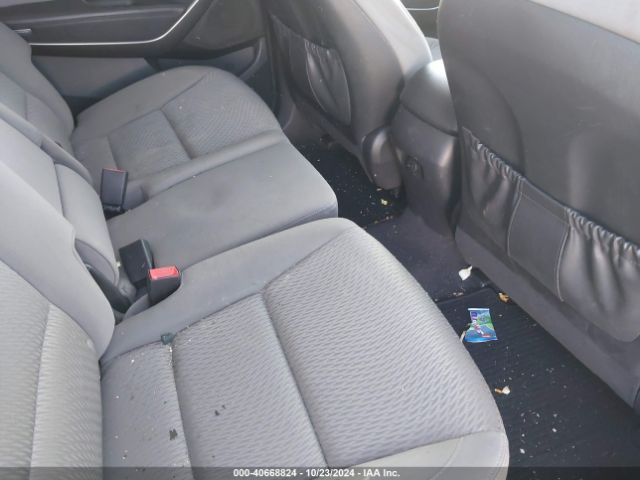KM8SMDHF6HU226881 Hyundai Santa Fe Se