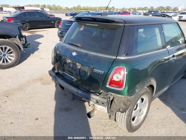 2011 MINI COOPER WMWSU3C57BT091837 Photo 5