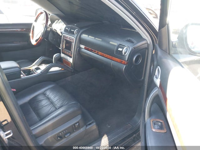 2005 PORSCHE CAYENNE WP1AB29P55LA61424 Photo 4