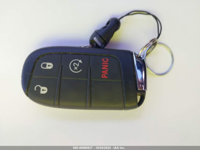 2022 JEEP COMPASS 3C4NJDFB2NT129130 Photo 10