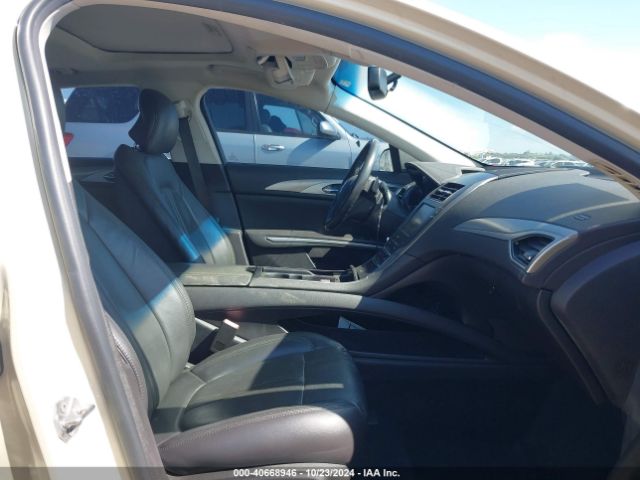 3LN6L2GK1ER825455 Lincoln MKZ