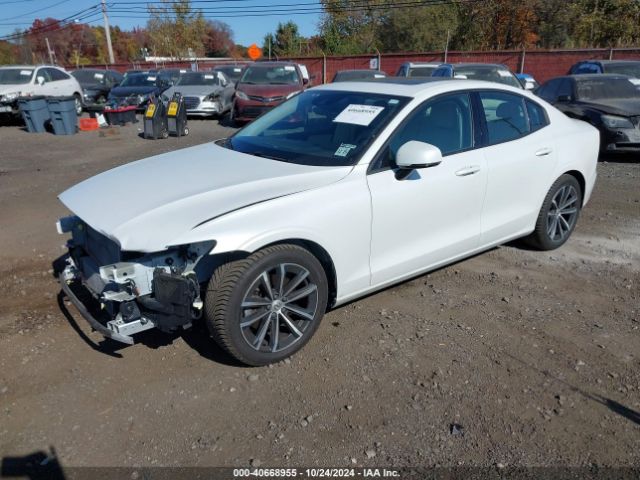 7JR102FK4MG096321 Volvo S60 T5 Momentum