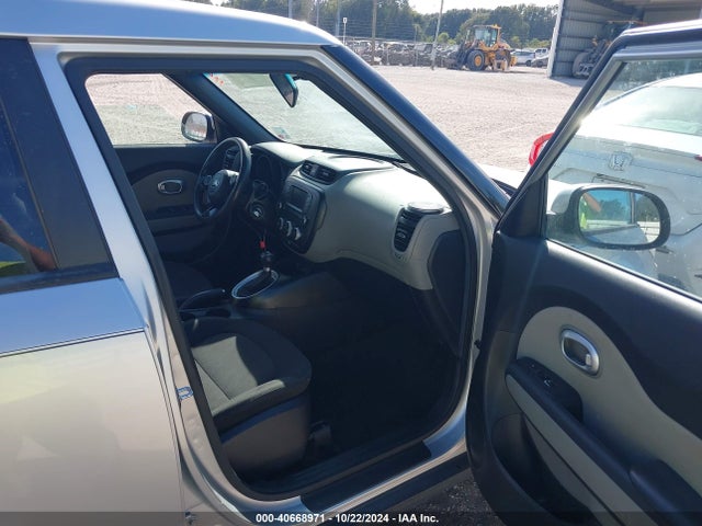 KIA Soul 2018 KNDJN2A28J7596467 Image 5