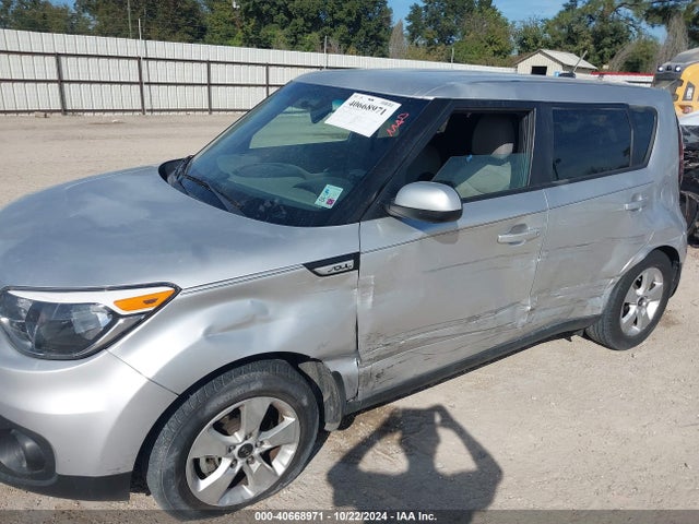 KIA Soul 2018 KNDJN2A28J7596467 Image 6