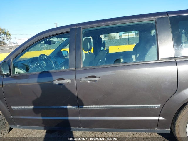 Dodge Grand Caravan American Value Pkg 2016 2C4RDGBG7GR315408 Image 14