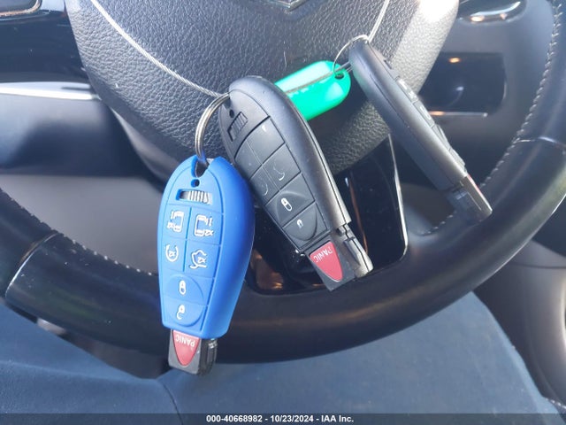 Dodge Grand Caravan Sxt 2018 2C4RDGCG9JR241446 Image 11