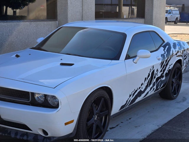 Dodge Challenger Sxt 2014 2C3CDYAG9EH110774 Image 2