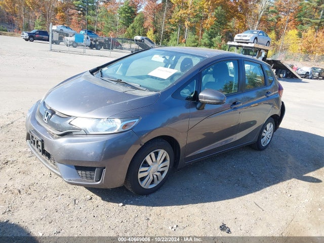 Honda FIT LX 2015 3HGGK5H54FM710841 Image 2