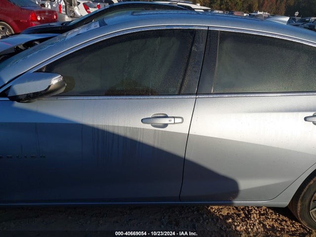 Chevrolet MALIBU LT 2018 1G1ZD5STXJF103272 Image 14