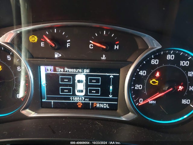 1G1ZD5STXJF103272 Chevrolet MALIBU LT
