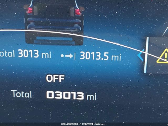 5UX33EU01S9W63800 BMW X5 M60i
